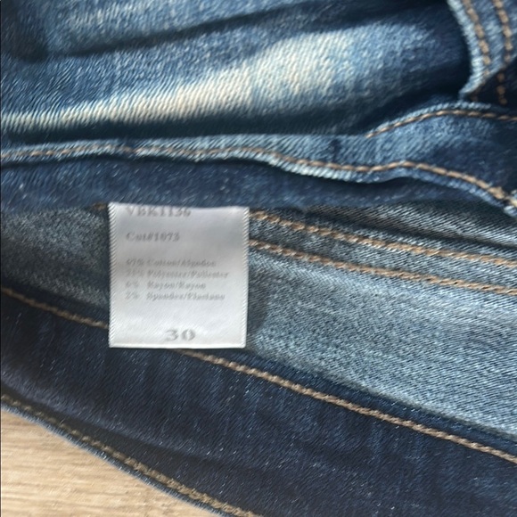 Distressed Blue Jeans - Picture 4 of 7